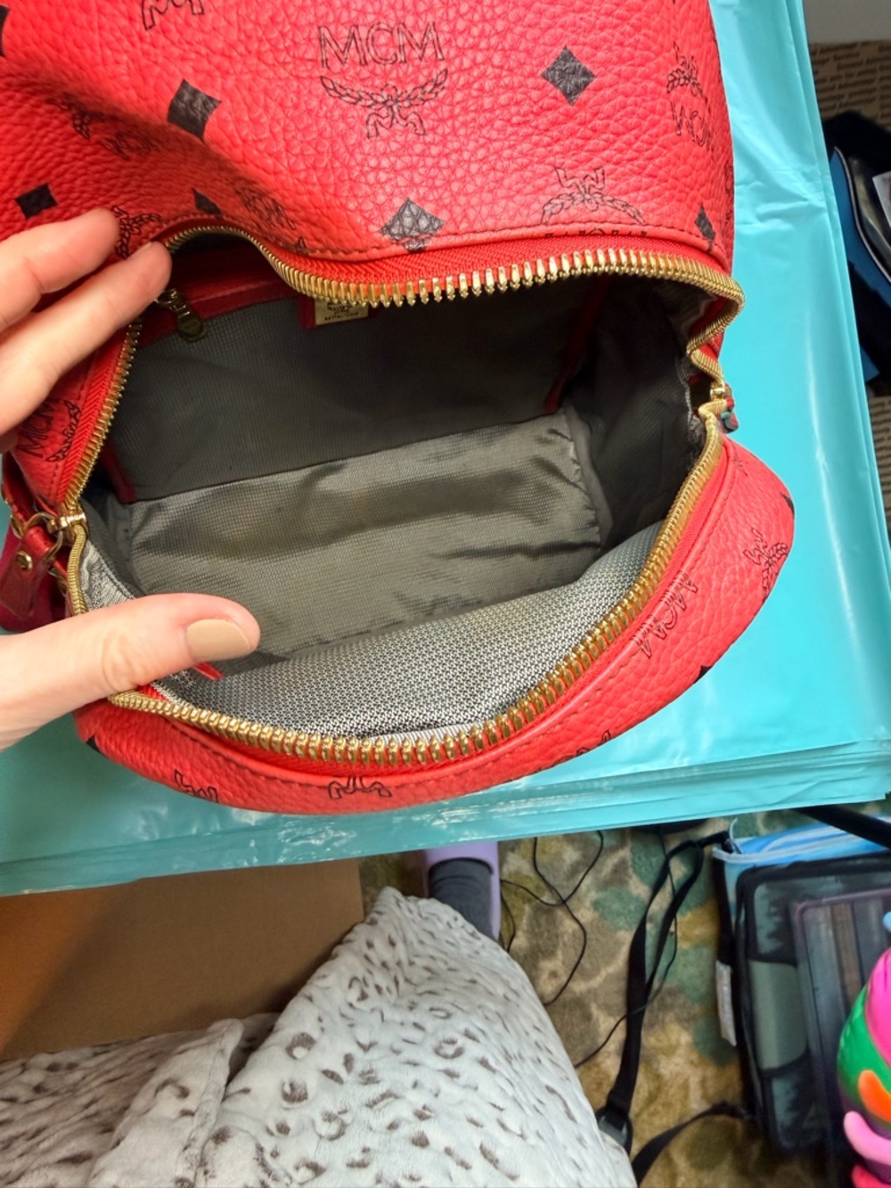 MCM Red Logo-Print Leather Backpack with Gold Hardware - Picture 5 of 7